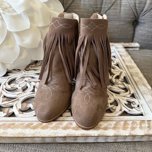 Ariat Western Fringe Short Ankle Cowboy Boots Women’s 7 - Picture 6 of 8